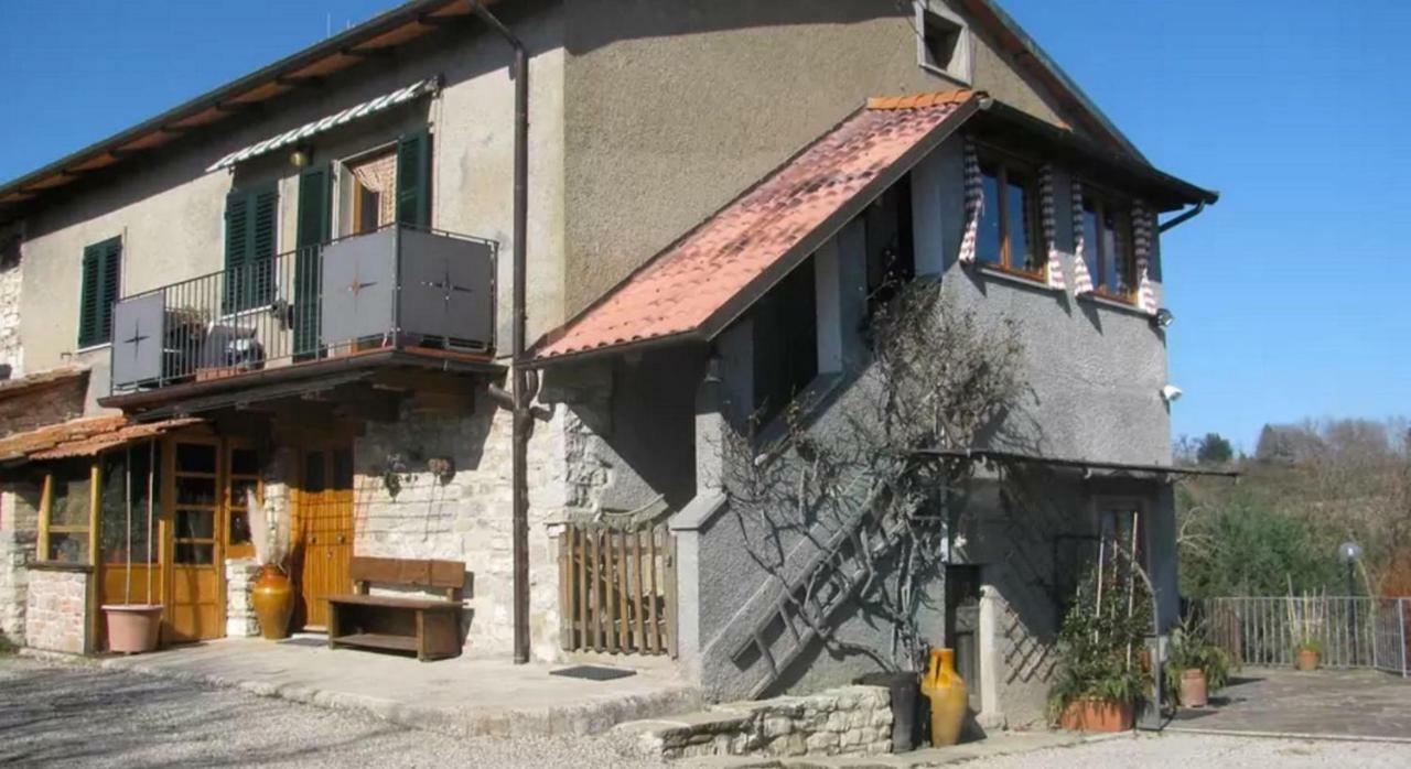 Casa Mazzocchi Vista Su Poppi