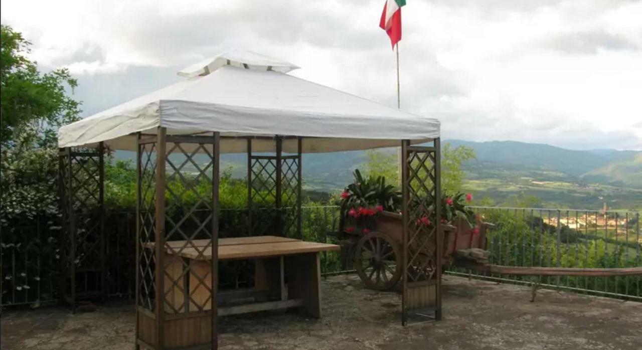 Casa Mazzocchi Vista Su Poppi
